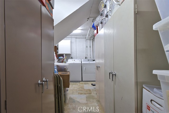 3 Bed Home for Sale in Encino, California