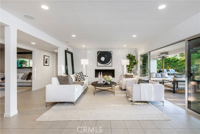 4 Bed Home for Sale in Studio City, California