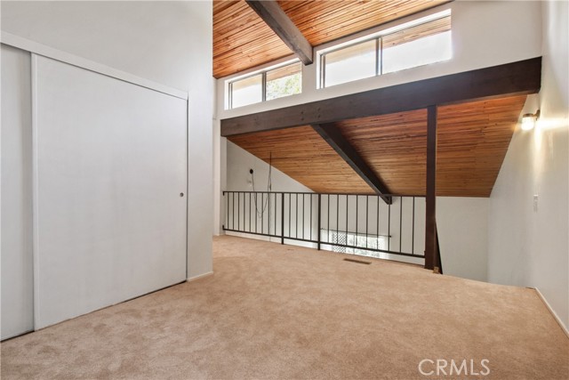 1 Bed Home for Sale in Encino, California