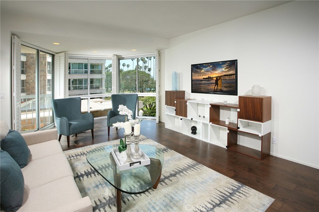 Photo of 515 Ocean Avenue #404, Santa Monica, CA 90402