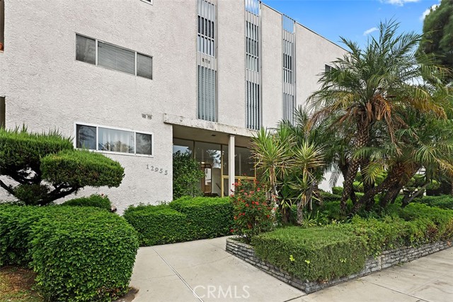 2 Bed Home for Sale in Sherman Oaks, California