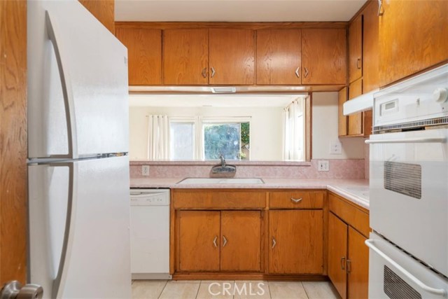 3 Bed Home for Sale in Lake Balboa, California