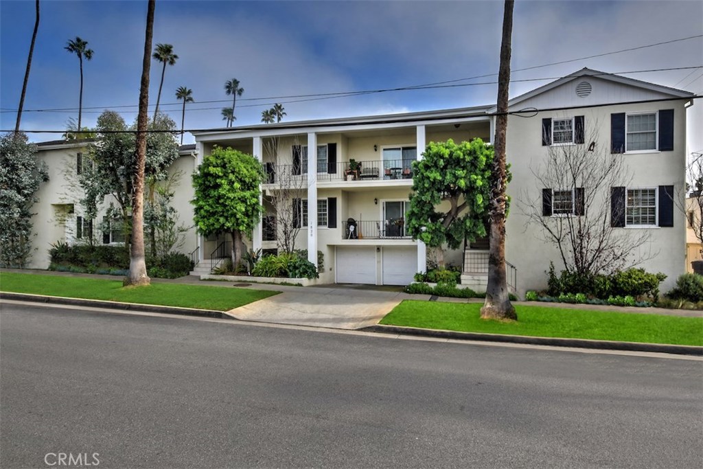 Photo of 1820 Idaho Avenue #4, Santa Monica, CA 90403