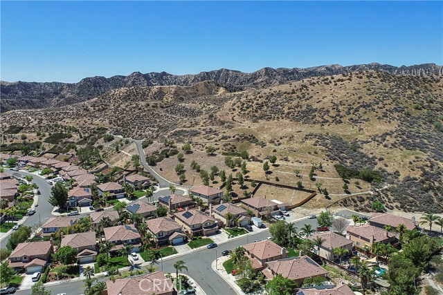 5 Bed Home for Sale in Castaic, California