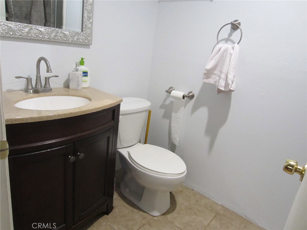 Photo for 570 W Stocker Street, 214, Glendale, CA 91202 - Listing #SR-19274904 570 W Stocker Street, 214, Glendale, CA 91202