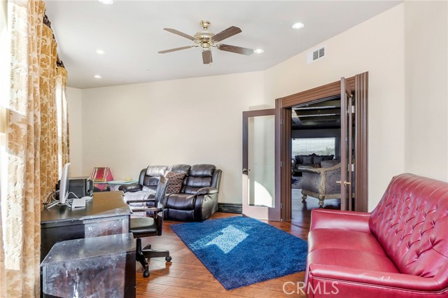 5 Bed Home for Sale in Palmdale, California