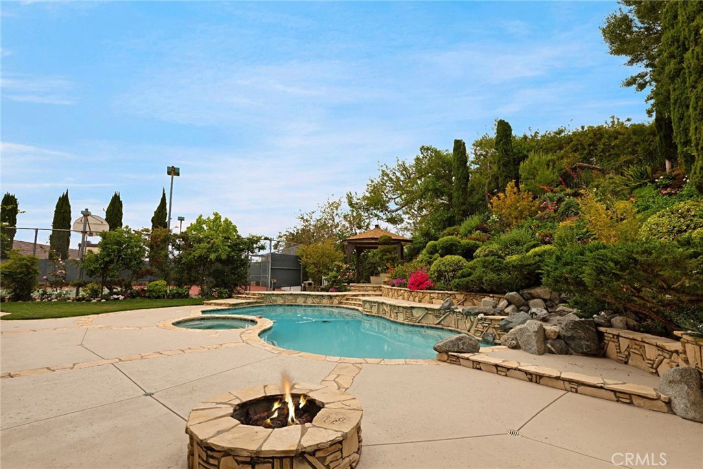 Photo for 6023 WOODLAND VIEW Drive, Woodland Hills, CA 91367 - Listing #SR-19096847 6023 WOODLAND VIEW Drive, Woodland Hills, CA 91367