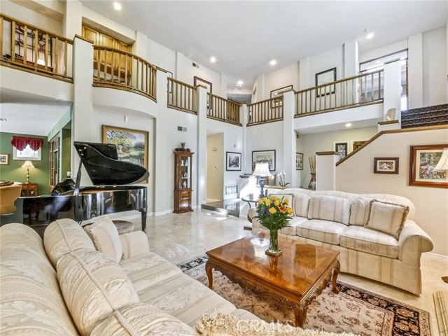 5 Bed Home for Sale in Calabasas, California