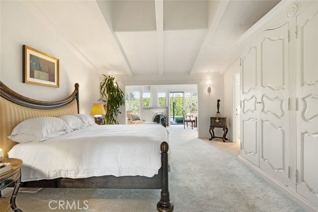 5 Bed Home for Sale in Encino, California