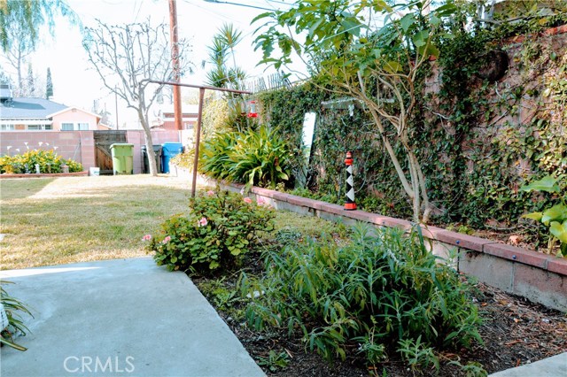 5 Bed Home for Sale in Granada Hills, California