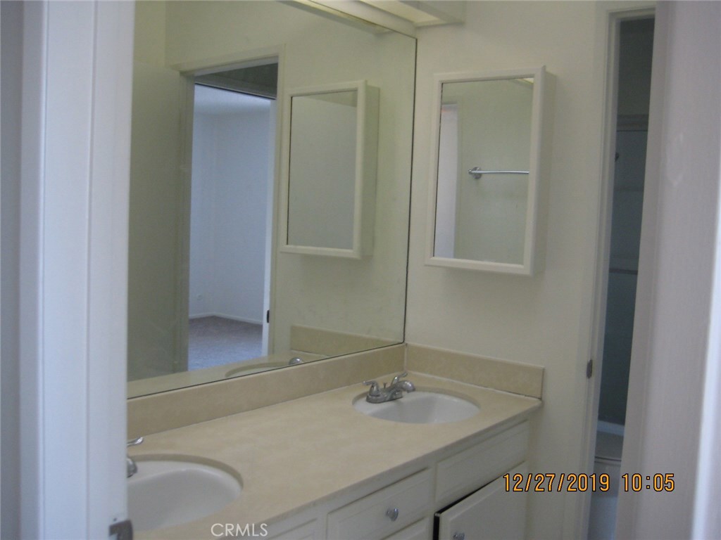Photo for 22041 Costanso Street, 201, Woodland Hills, CA 91364 - Listing #SR-19275876 22041 Costanso Street, 201, Woodland Hills, CA 91364