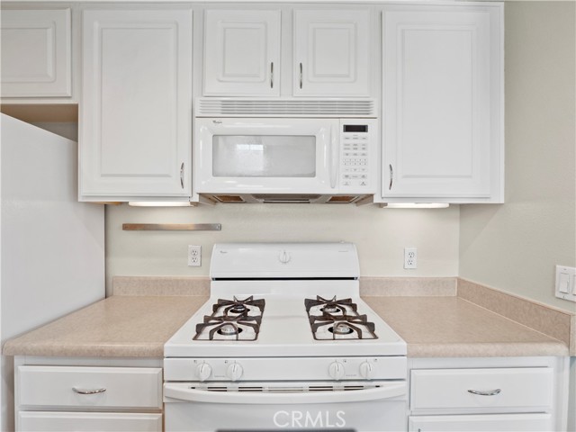 1 Bed Home for Sale in Saugus, California
