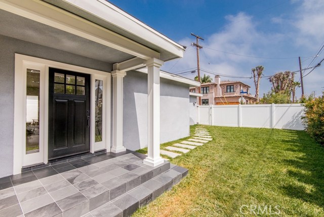 1776 Voorhees Avenue, Manhattan Beach, California 90266, 3 Bedrooms Bedrooms, ,2 BathroomsBathrooms,Residential,Sold,Voorhees,SR20003791