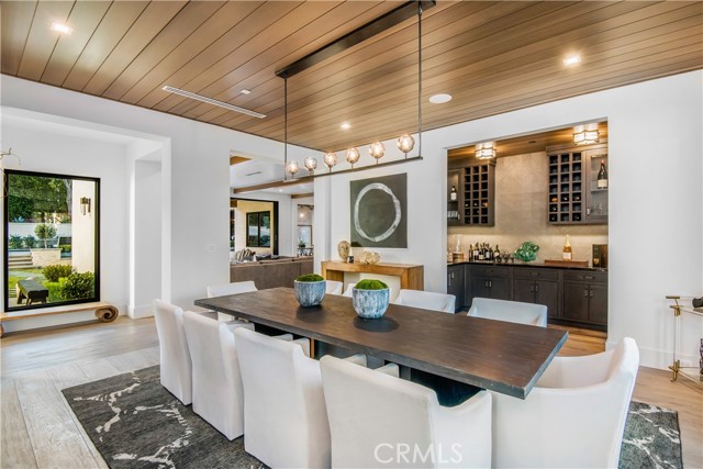 5 Bed Home for Sale in Encino, California