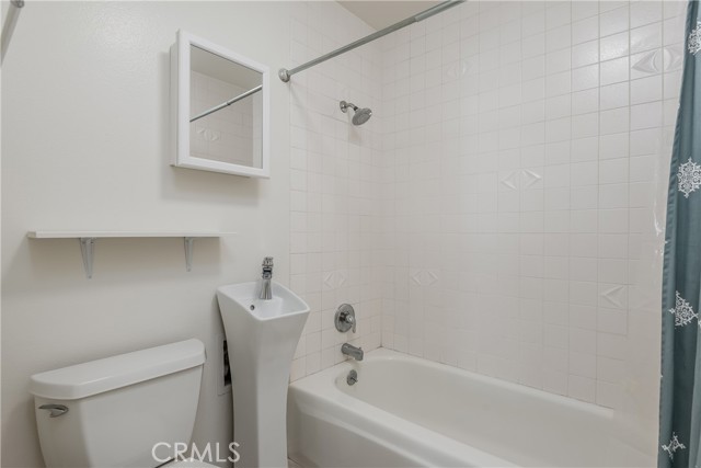 2 Bed Home for Sale in Encino, California