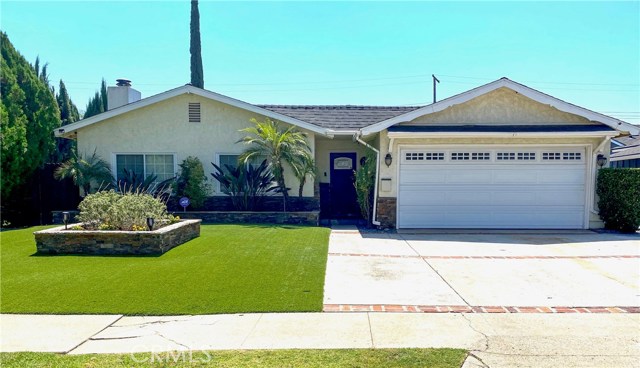 Photo of 23446 Haynes Street, West Hills, CA 91307