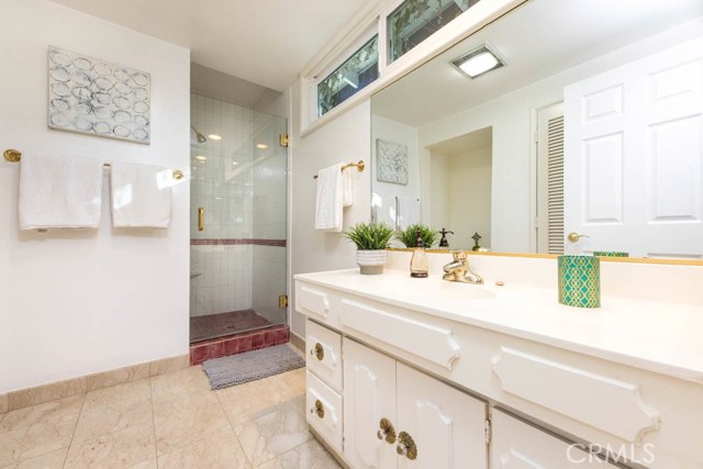 4 Bed Home for Sale in Encino, California
