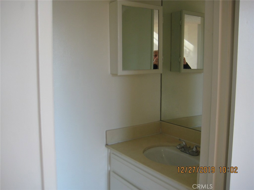 Photo for 22041 Costanso Street, 201, Woodland Hills, CA 91364 - Listing #SR-19275876 22041 Costanso Street, 201, Woodland Hills, CA 91364