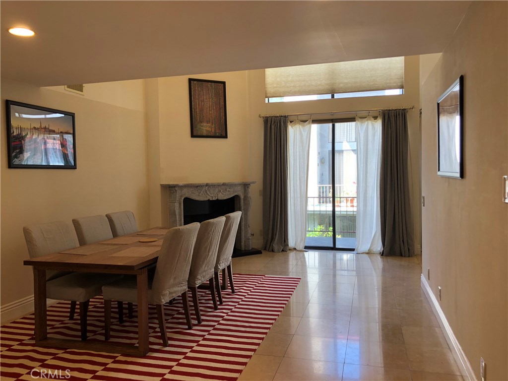 Photo of 2031 SOUTH BENTLEY AVENUE #304, Los Angeles, CA 90025