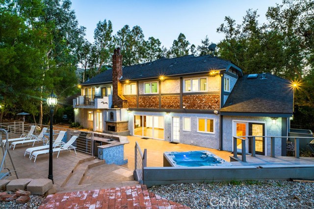 Photo of 2202 Stunt Road, Calabasas, CA 91302