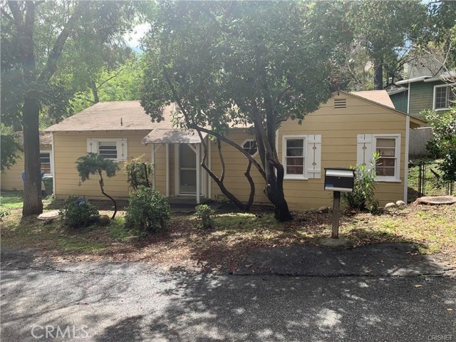 Photo of 21436 Golondrina Street, Woodland Hills, CA 91364
