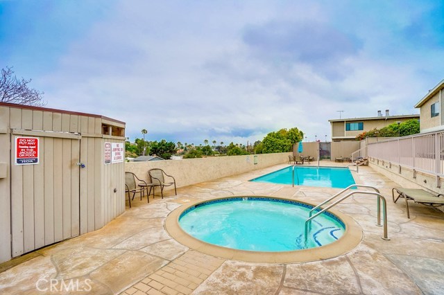 511 Meyer Lane, Redondo Beach, California 90278, 2 Bedrooms Bedrooms, ,1 BathroomBathrooms,Residential,Sold,Meyer,SR19152938