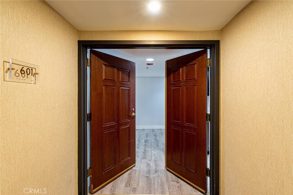 Photo for 343 PIONEER Drive, 601, Glendale, CA 91203 - Listing #SR-19211378 343 PIONEER Drive, 601, Glendale, CA 91203