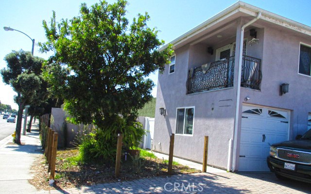 2507 Inglewood Avenue, Redondo Beach, California 90278, 4 Bedrooms Bedrooms, ,3 BathroomsBathrooms,Residential,Sold,Inglewood,SR18167533
