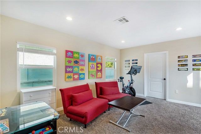 4 Bed Home for Sale in Sherman Oaks, California