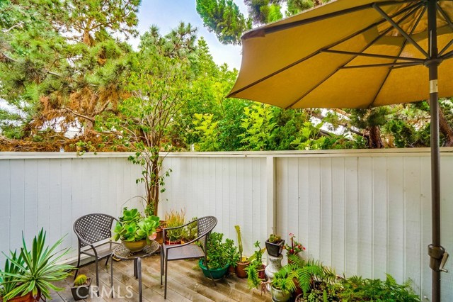 511 Meyer Lane, Redondo Beach, California 90278, 2 Bedrooms Bedrooms, ,1 BathroomBathrooms,Residential,Sold,Meyer,SR19152938