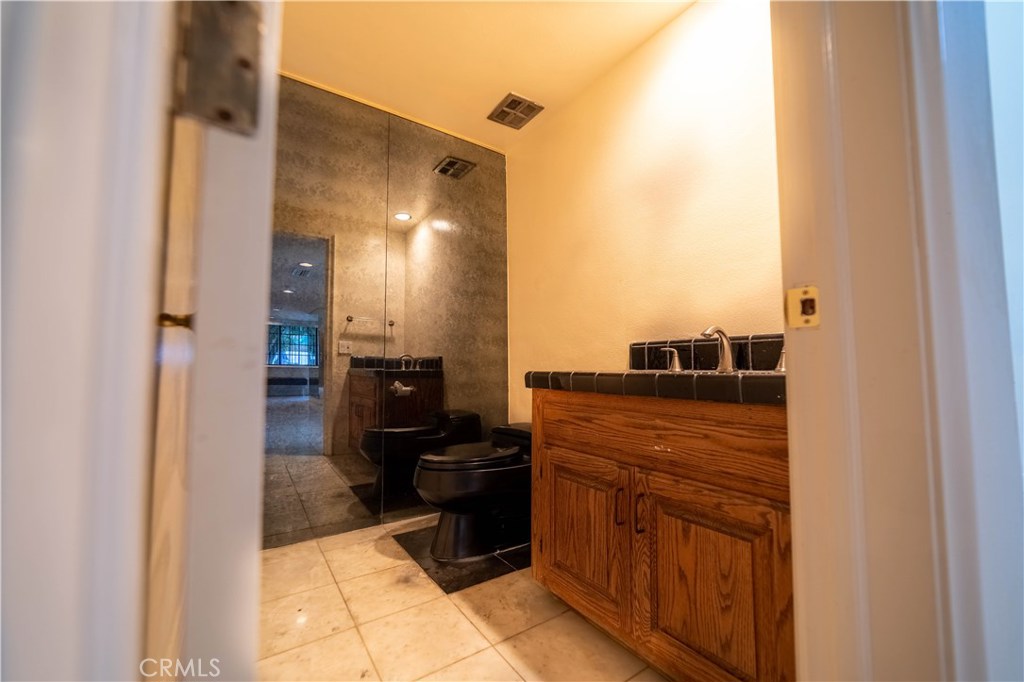Photo for 1479 BELLEAU Road, Glendale, CA 91206 - Listing #SR-19152606 1479 BELLEAU Road, Glendale, CA 91206