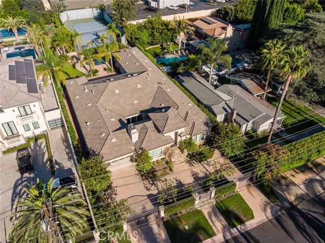 6 Bed Home for Sale in Sherman Oaks, California