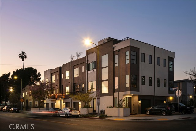 2 Bed Home for Sale in Hollywood, California