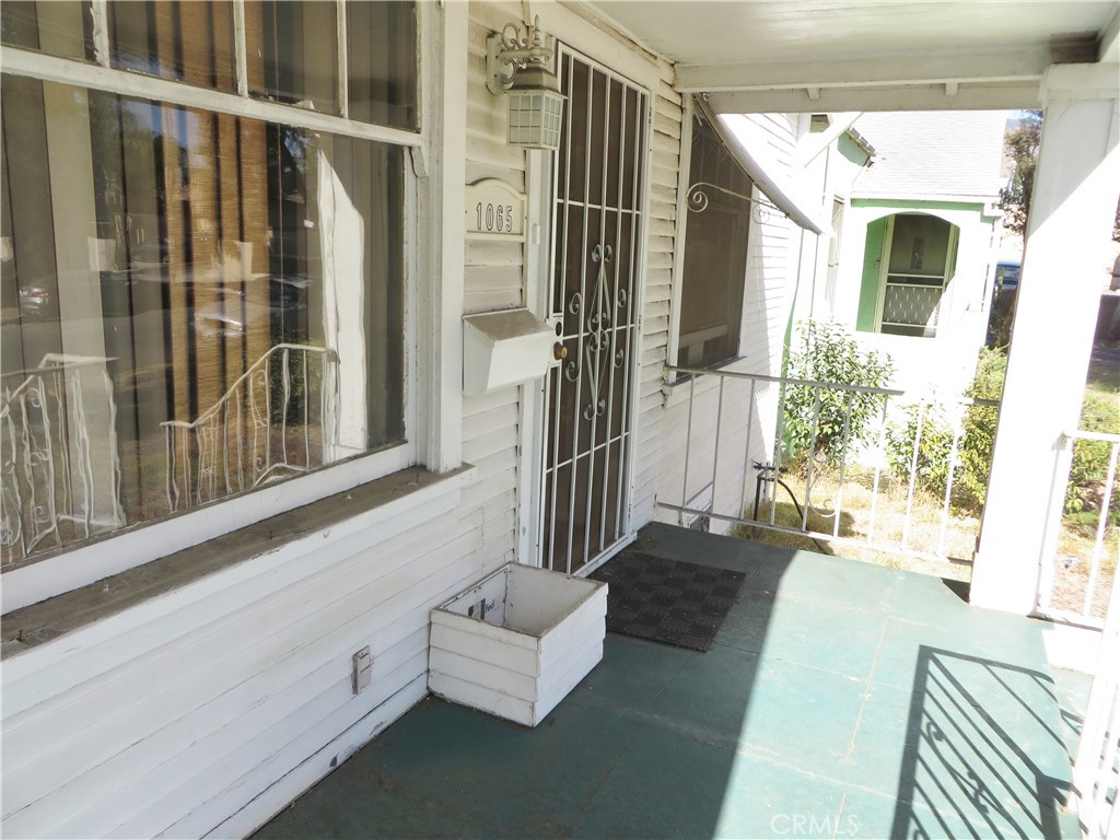 Photo for 1065 ALLEN Avenue, Glendale, CA 91201 - Listing #SR-19253303 1065 ALLEN Avenue, Glendale, CA 91201