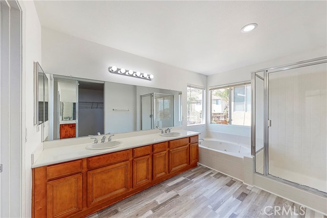 5 Bed Home for Sale in Castaic, California