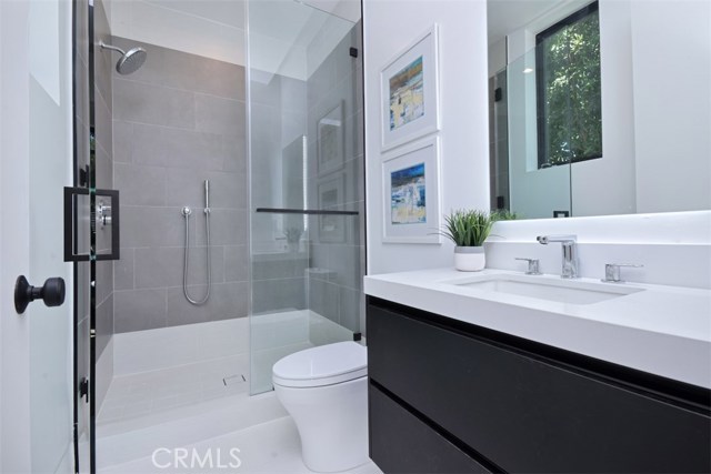 5 Bed Home for Sale in Sherman Oaks, California