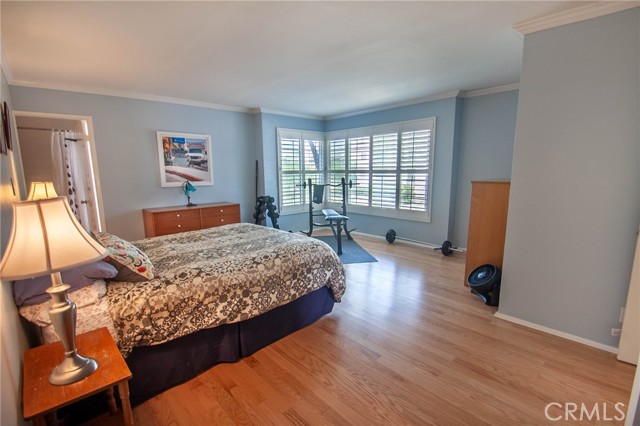 2 Bed Home for Sale in Valley Village, California