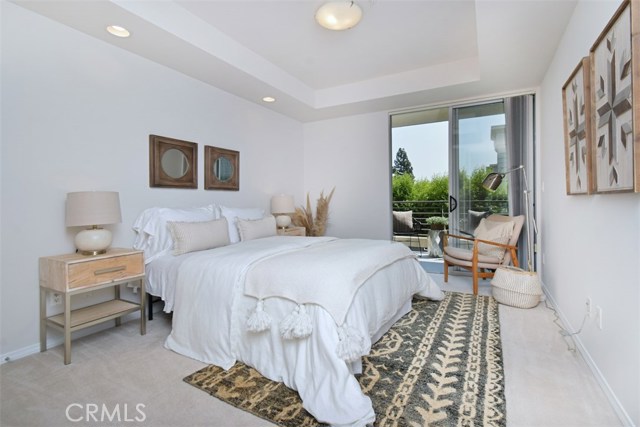 2 Bed Home for Sale in Studio City, California