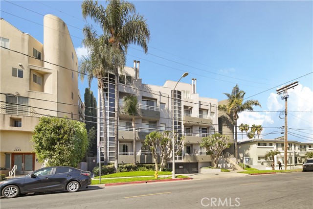 2 Bed Home for Sale in Encino, California