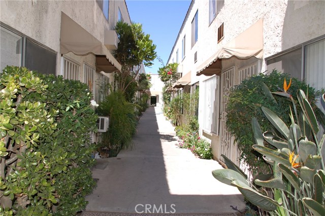 1 Bed Home for Sale in North Hollywood, California