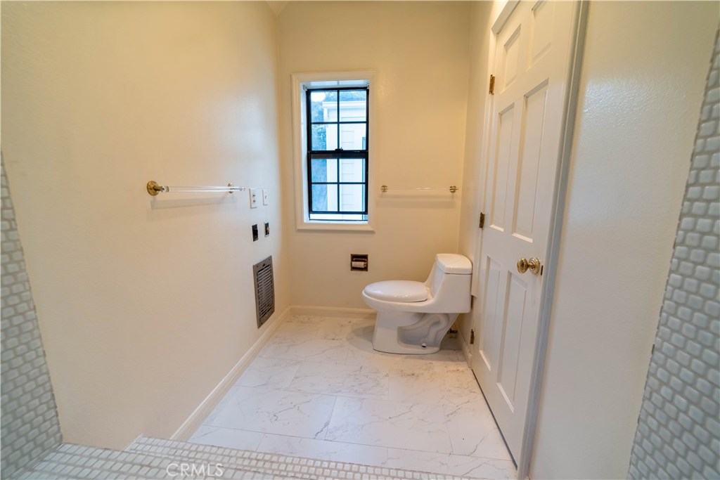 Photo for 1479 BELLEAU Road, Glendale, CA 91206 - Listing #SR-19152606 1479 BELLEAU Road, Glendale, CA 91206