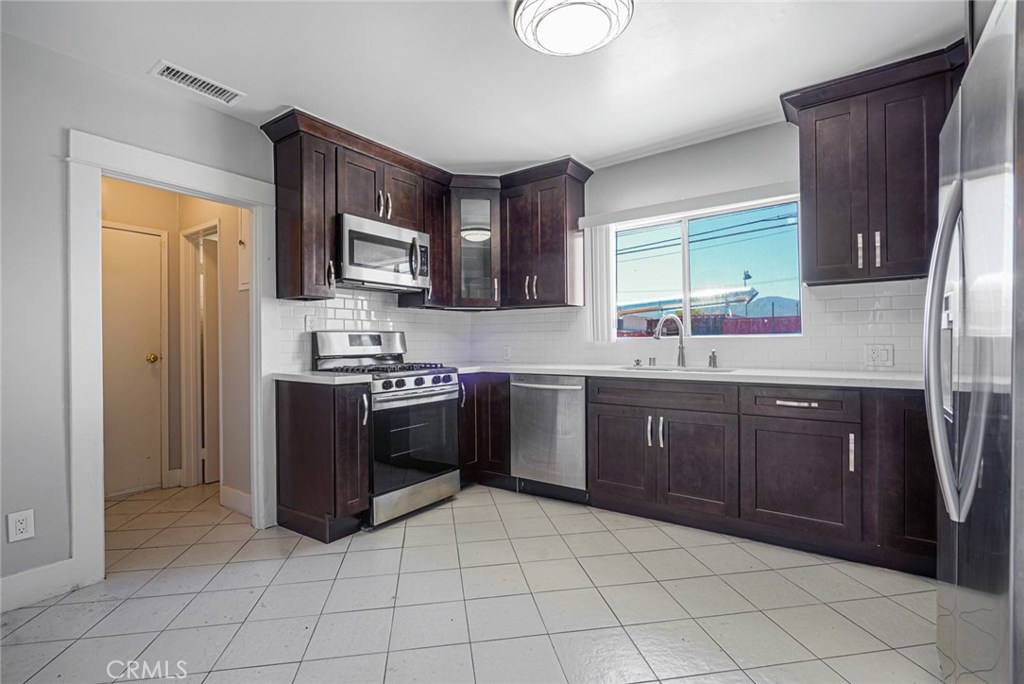 Photo for 1010 LINDEN Avenue, Glendale, CA 91201 - Listing #SR-19200501 1010 LINDEN Avenue, Glendale, CA 91201