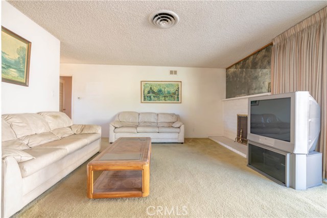 4 Bed Home for Sale in Granada Hills, California