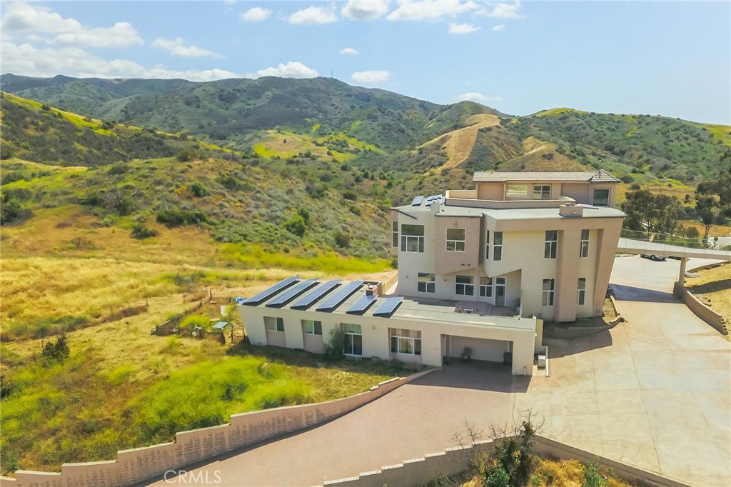 Photo of 403 TALBERT AVENUE, Simi Valley, CA 93065