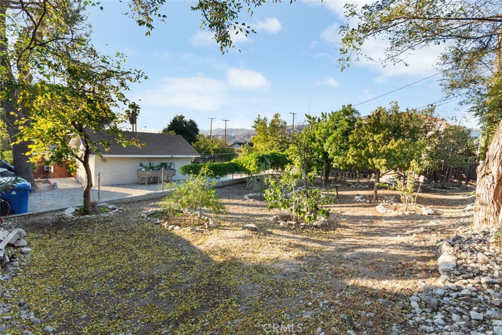 Photo for 10446 COMMERCE Avenue, Tujunga, CA 91042 - Listing #SR-19264417 10446 COMMERCE Avenue, Tujunga, CA 91042