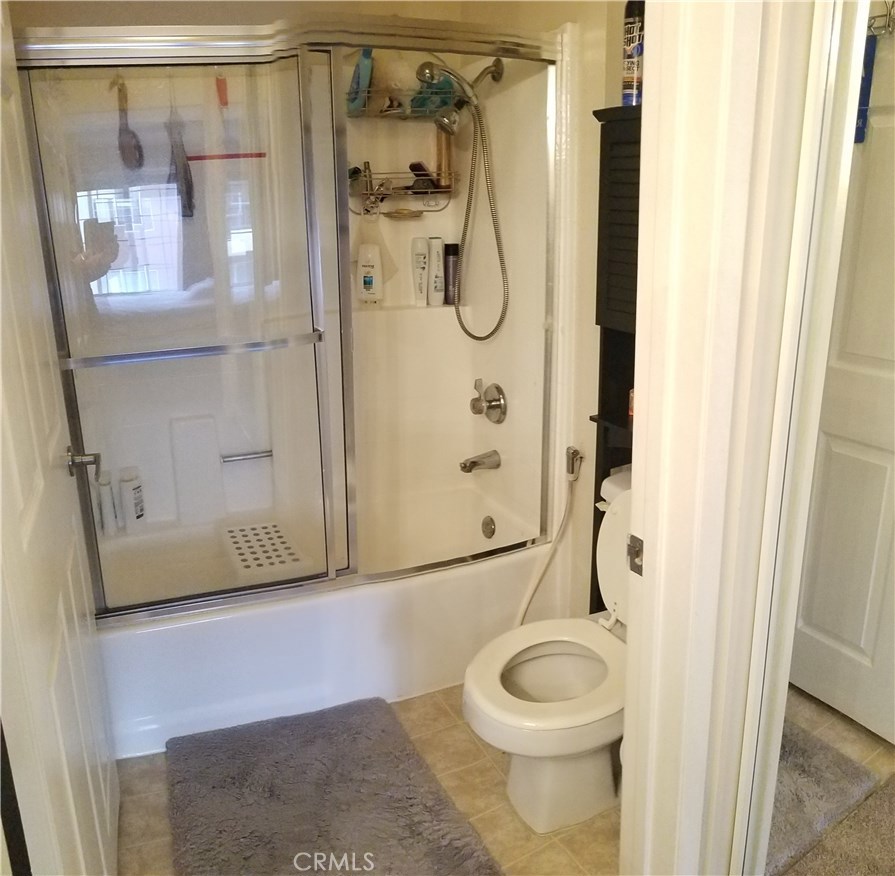 Photo for 21500 BURBANK Boulevard, 305, Woodland Hills, CA 91367 - Listing #SR-19282412 21500 BURBANK Boulevard, 305, Woodland Hills, CA 91367
