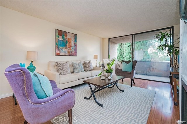 2 Bed Home for Sale in Granada Hills, California