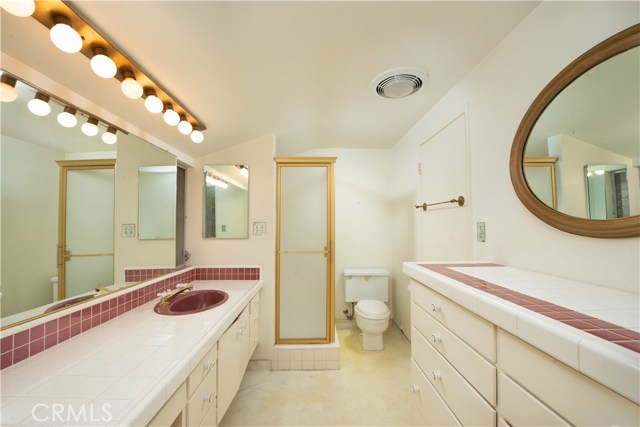 4 Bed Home for Sale in Valley Village, California