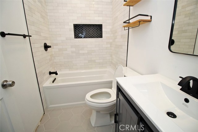 2 Bed Home for Sale in Granada Hills, California
