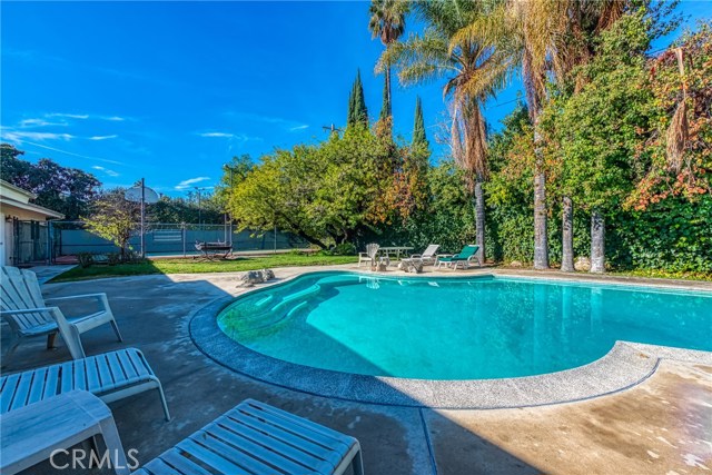 5 Bed Home for Sale in Encino, California